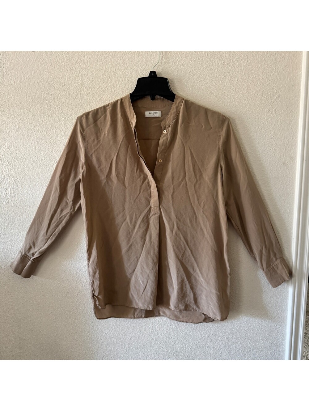 Aritzia Babaton Brown 100% Silk 1/4 Button Tunic Top XS Old Money Quiet Luxury